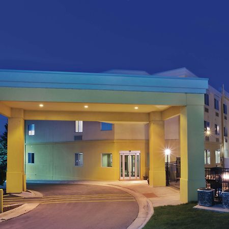 La Quinta By Wyndham Helena Hotell Exteriör bild