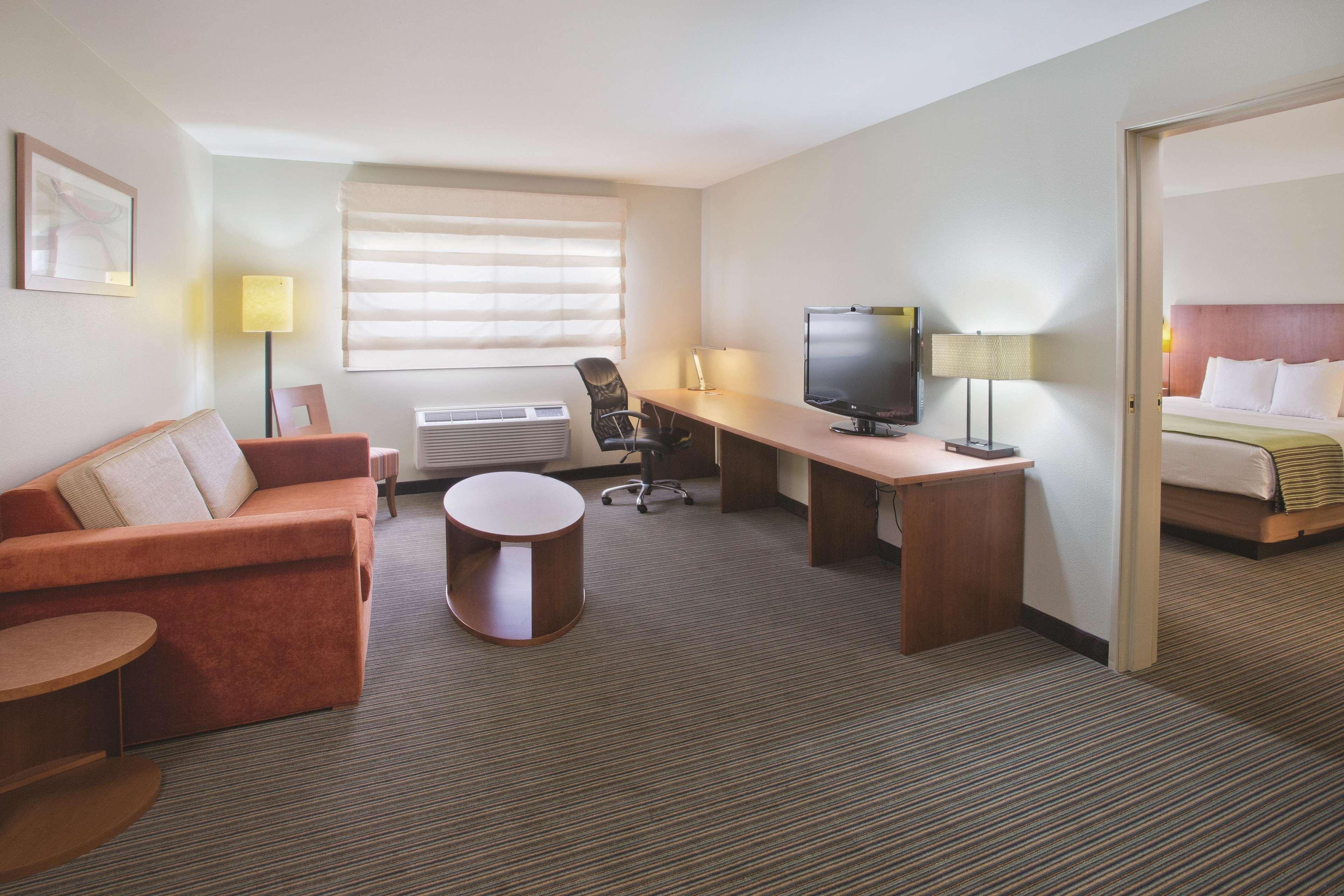 La Quinta By Wyndham Helena Hotell Exteriör bild
