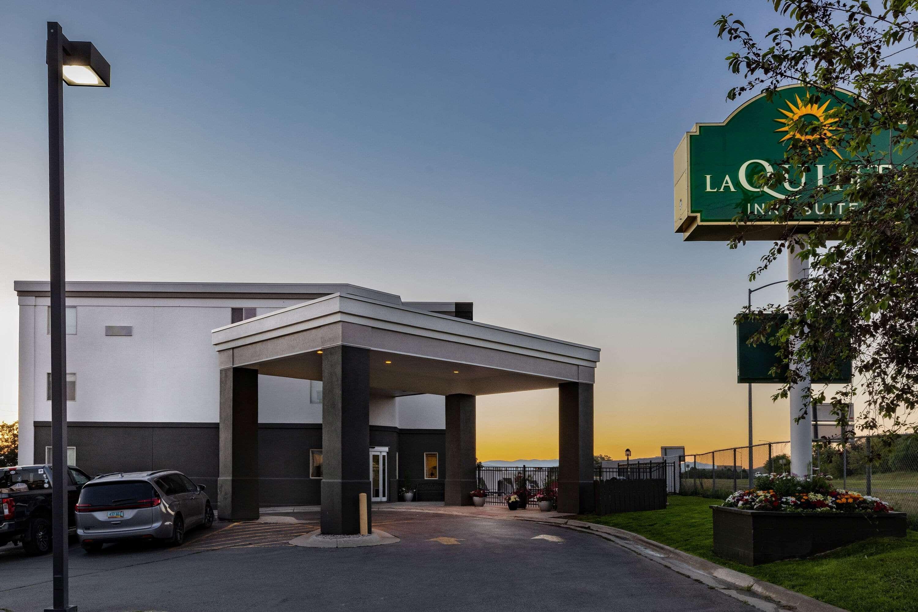 La Quinta By Wyndham Helena Hotell Exteriör bild