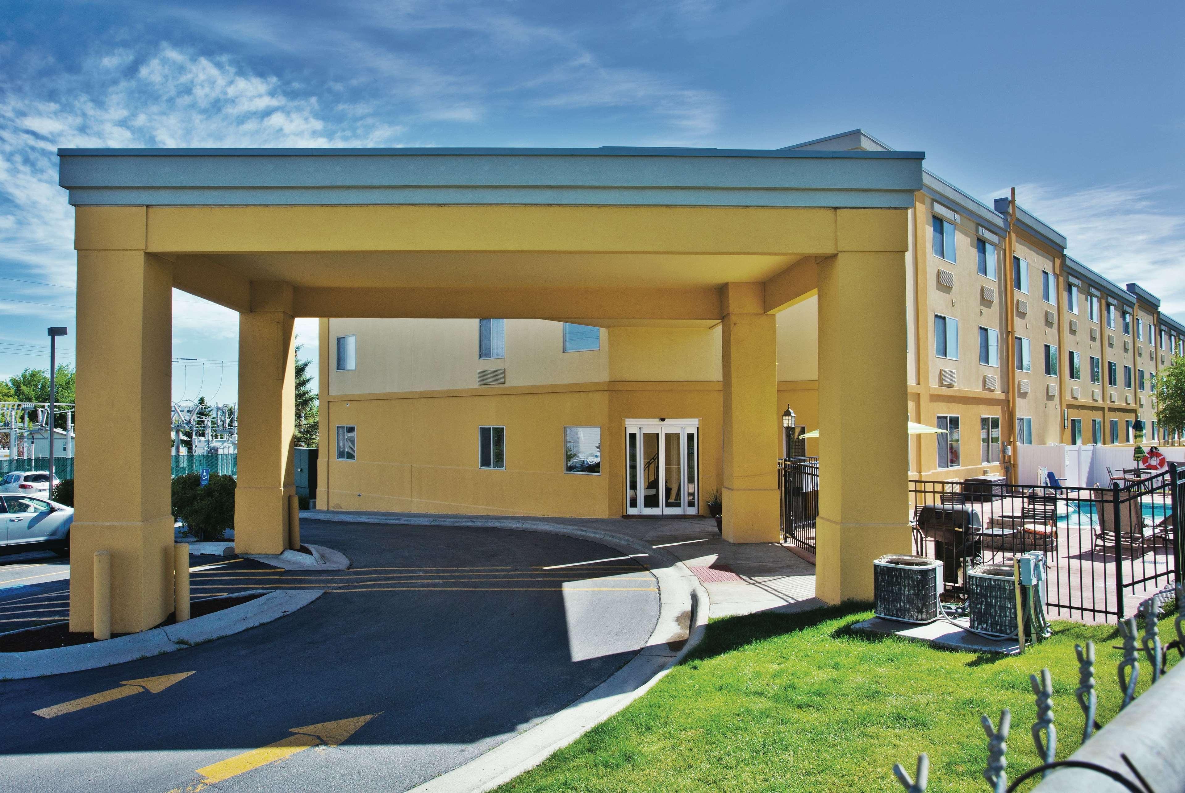 La Quinta By Wyndham Helena Hotell Exteriör bild